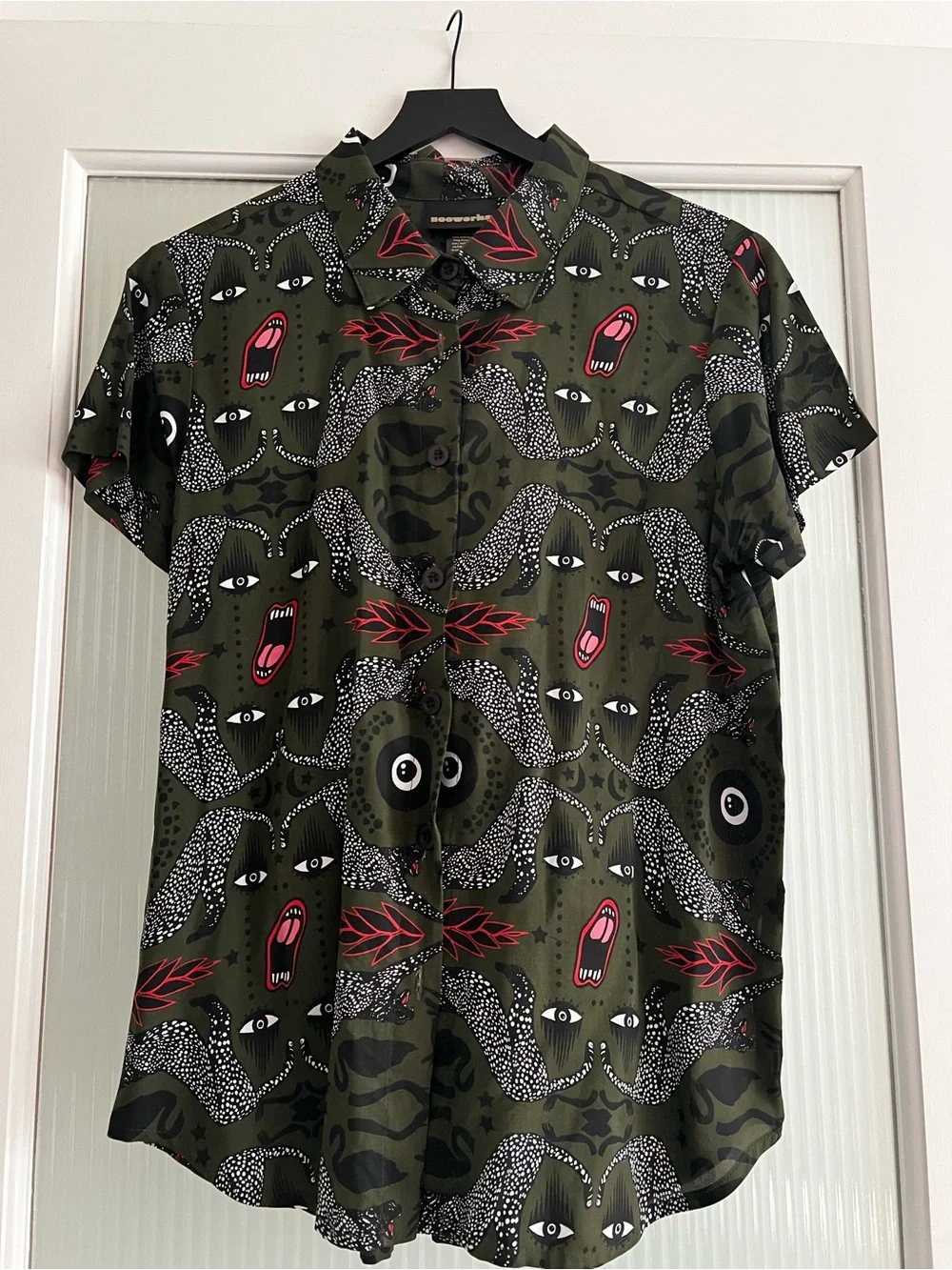 Nooworks Joyce Black Swan Printed Shirt - Picture 2 of 2